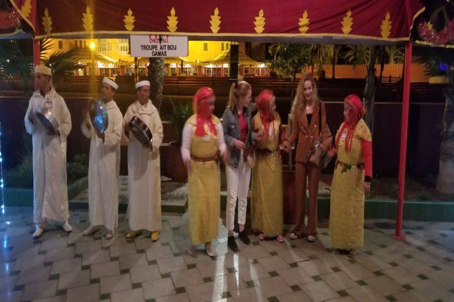 Heerlijk diner met de Historical Fantasia and Dance Show