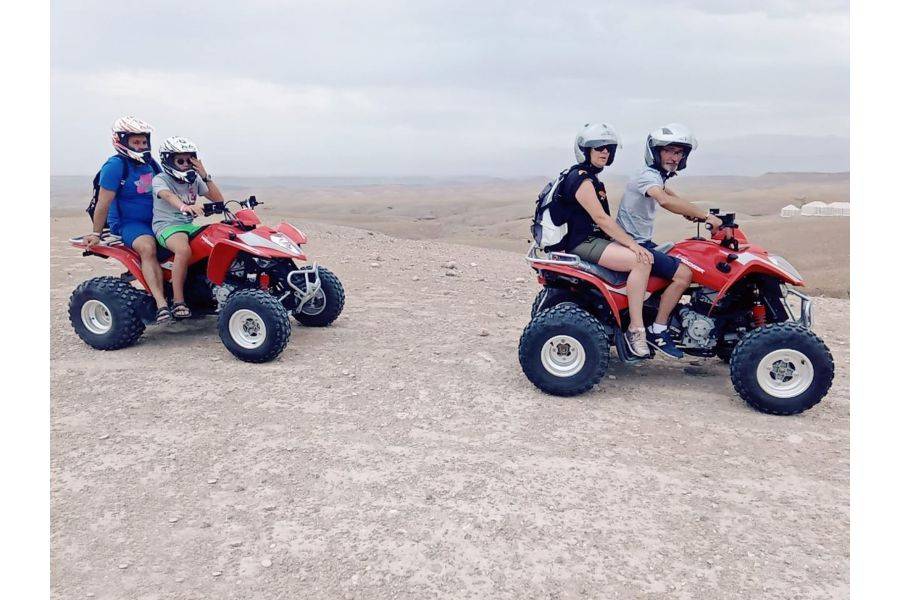 Quad in Agafay Rocky Desert vanuit Marrakech