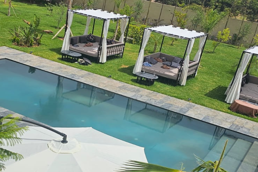 Vanuit Marrakech: Dagpas voor een ontspannende villa met zwembad en Marokkaanse lunch