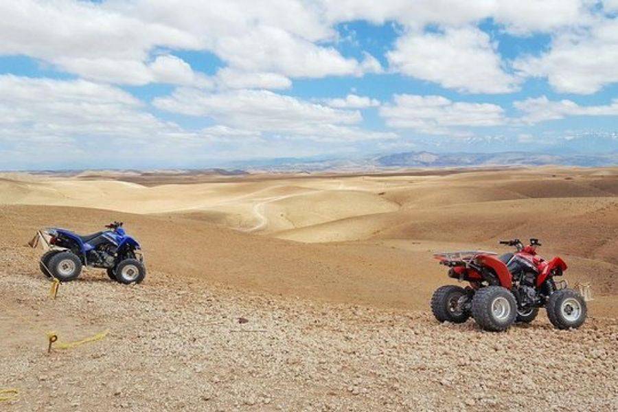 Quad in Agafay Rocky Desert vanuit Marrakech